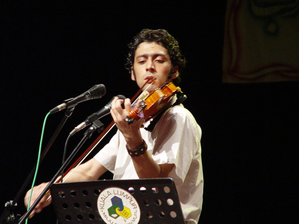 Hossein_Hadisi_Composer_Violinist